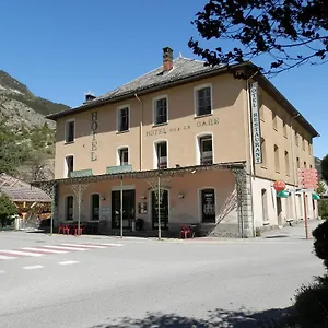 https://hotel-la-gare.fr-provencehotel.com