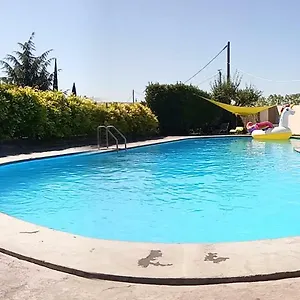https://hotel-font-de-lauro.fr-provencehotel.com